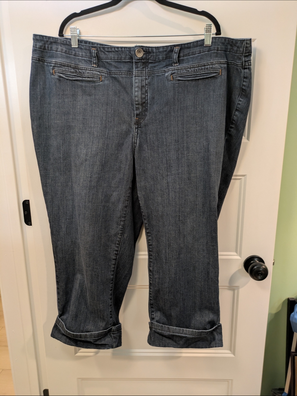 a.n.a Cropped Jeans with Roll-Cuff